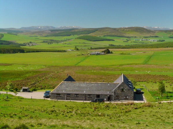 Bluefolds Self-Catering Holiday Cottages with views to the Cairngorm mountains