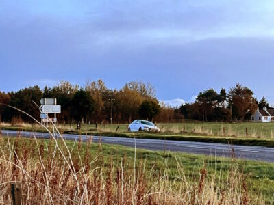 Vehicle-in-field-Muirton-Junction-A941-Lossiemouth