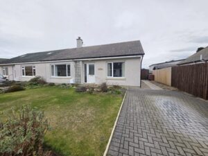Tom Ruadh, 25 Balnacoul Road, Mosstodloch IV32 7LP