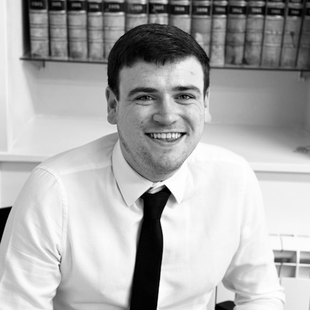 Kyle-Milne-Paralegal-Elgin